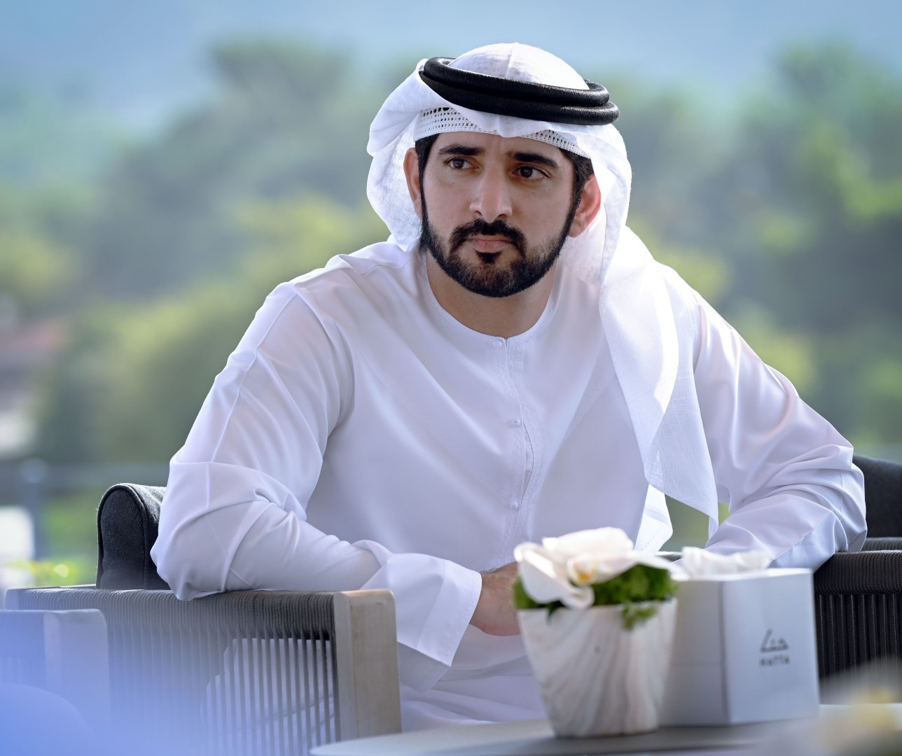 حمدان بن محمد يأمر بتشكيل "مجلس تجّـار حتّا"