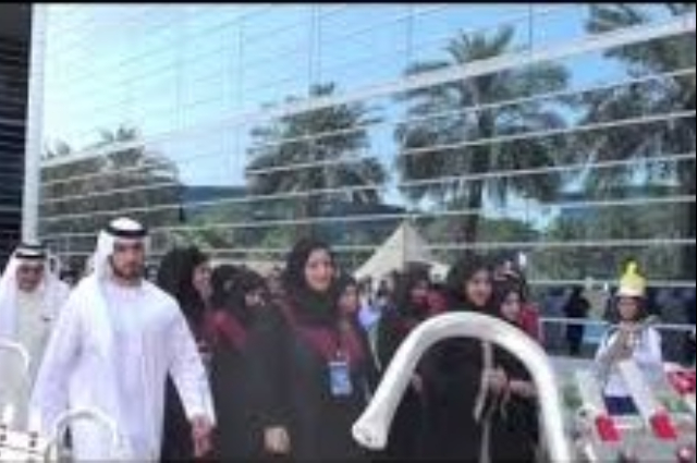 محمد بن راشد يلتقي محمد بن زايد في أبوظبي.