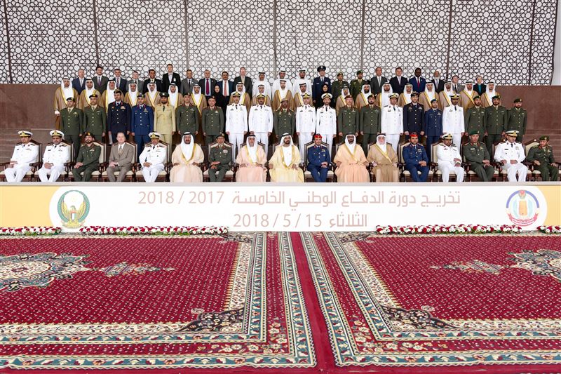 محمد بن راشد يرعى حفل تخريج كلية الدفاع الوطني الخامس