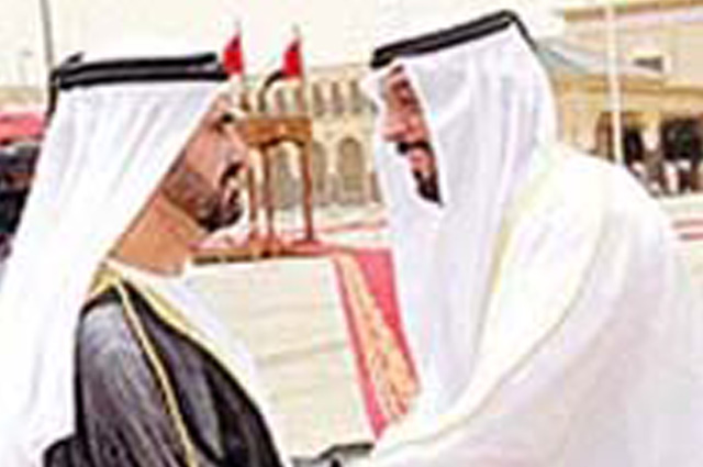 محمد بن راشد يحضر مأدبة غداء أقامها جمعة الماجد