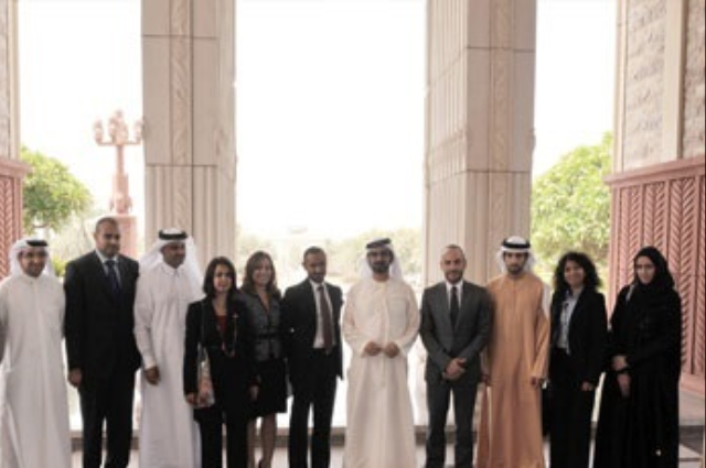 حمدان بن محمد يشهد مهرجان الشيحانية للهجن