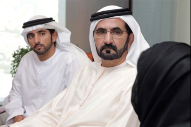 خليفة ومحمد بن راشد يستقبلان أمير قطر 