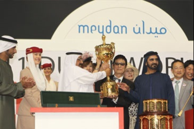 محمد بن راشد يزور كليات طالبات التقنية رأس الخيمة 