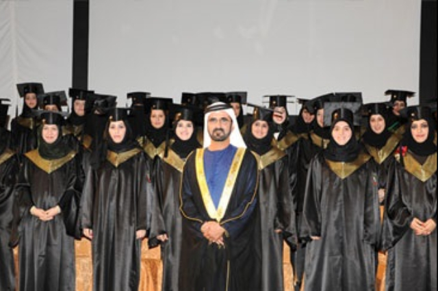 محمد بن راشد يزور فعاليات بطولة دبي العالمية للضيافة