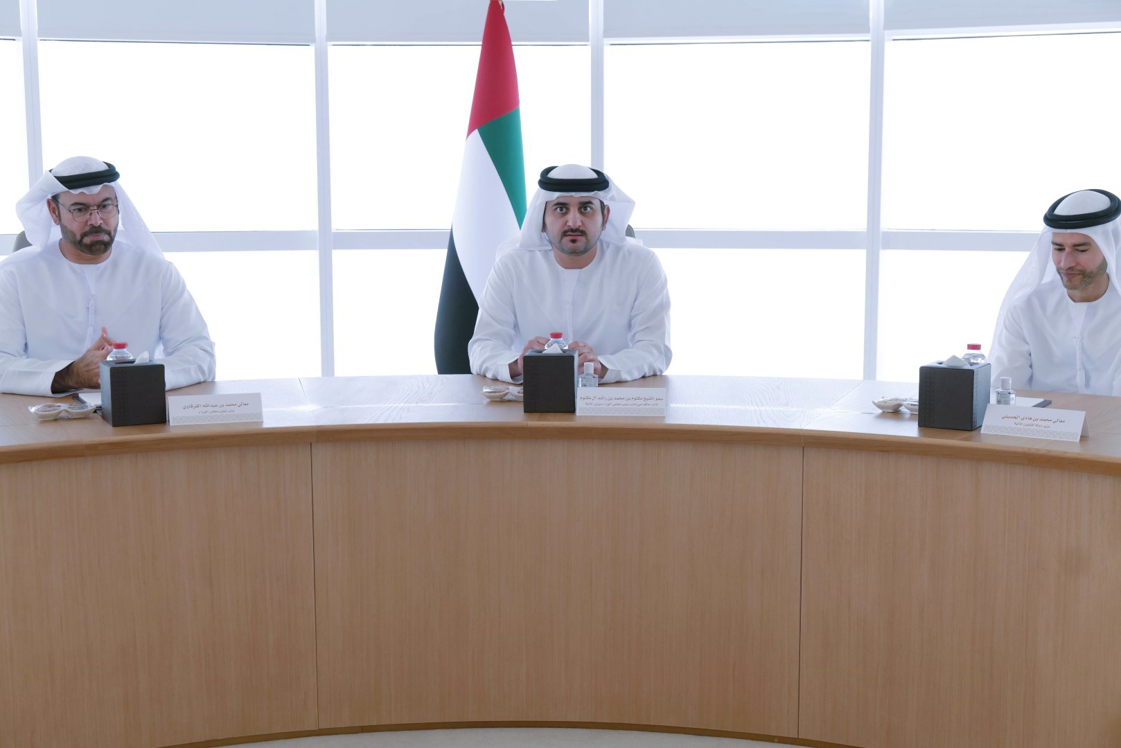 Maktoum bin Mohammed announces listing of 10 government and state-owned companies on Dubai Financial Market