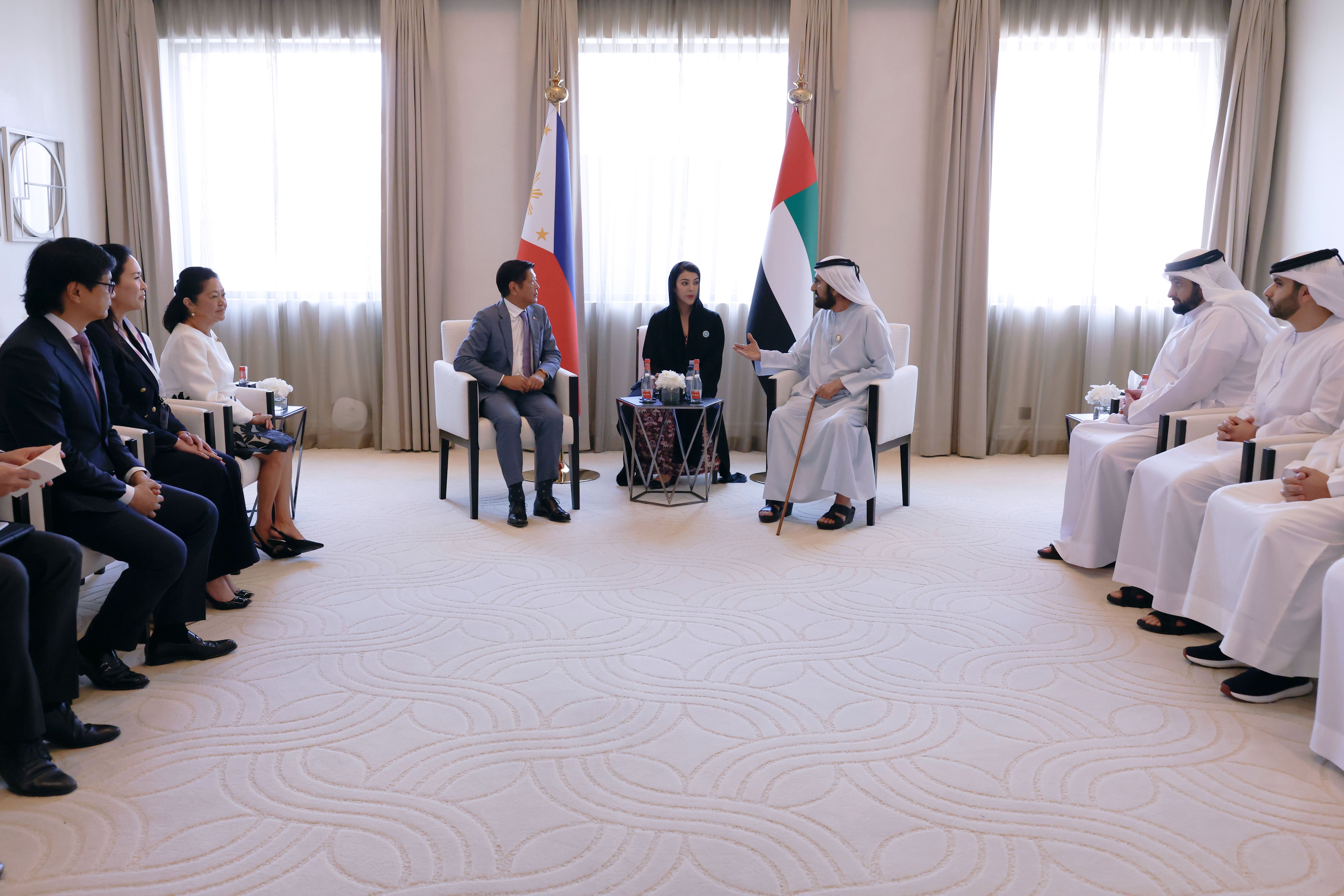 Mohammed bin Rashid meets with President of Philippines