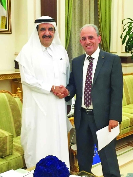 محمد بن راشد يزور القرية العالمية