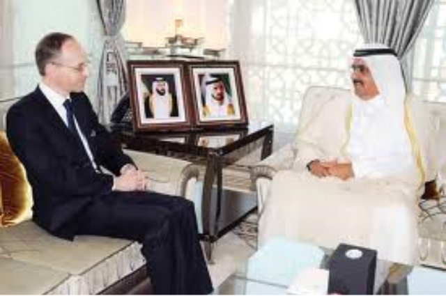 حمدان بن راشد يستقبل القنصل الروسي