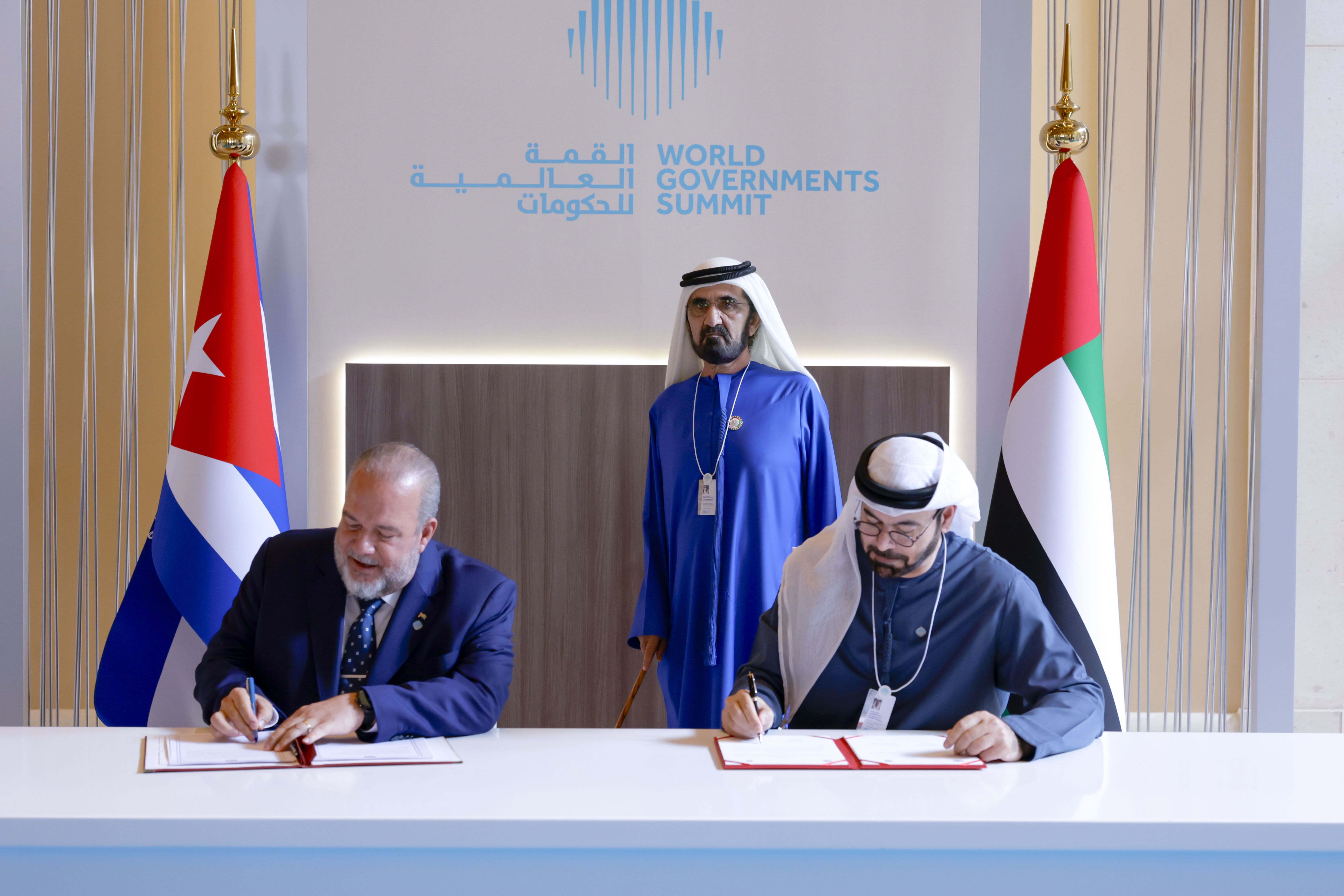 محمد بن راشد يلتقي رئيس وزراء كوبا ويؤكد أهمية تعزيز التعاون بين حكومات العالم