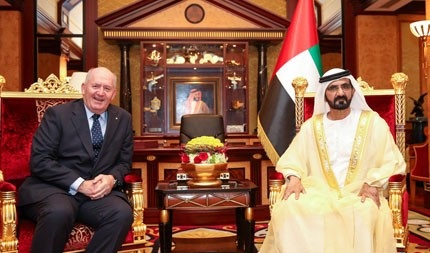 خليفة يستقبل محمد بن راشد والحكام وأولياء العهود ونواب الحكام