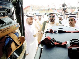 محمد بن راشد يعزي أحمد جمعة الزعابي في وفاة والده