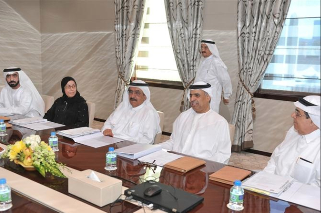 محمد بن راشد يزور مؤسسة الإمارات للعلوم والتقنية المتقدمة