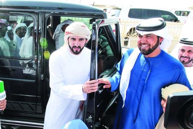 حمدان بن محمد يتابع أشواط رموز الإيذاع في مهرجان المرموم
