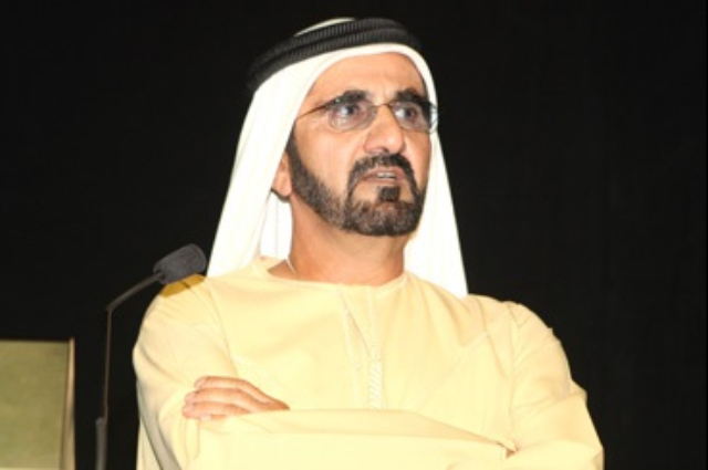 محمد بن راشد يتسلم دعوة لرئيس الدولة لحضور قمة بغداد