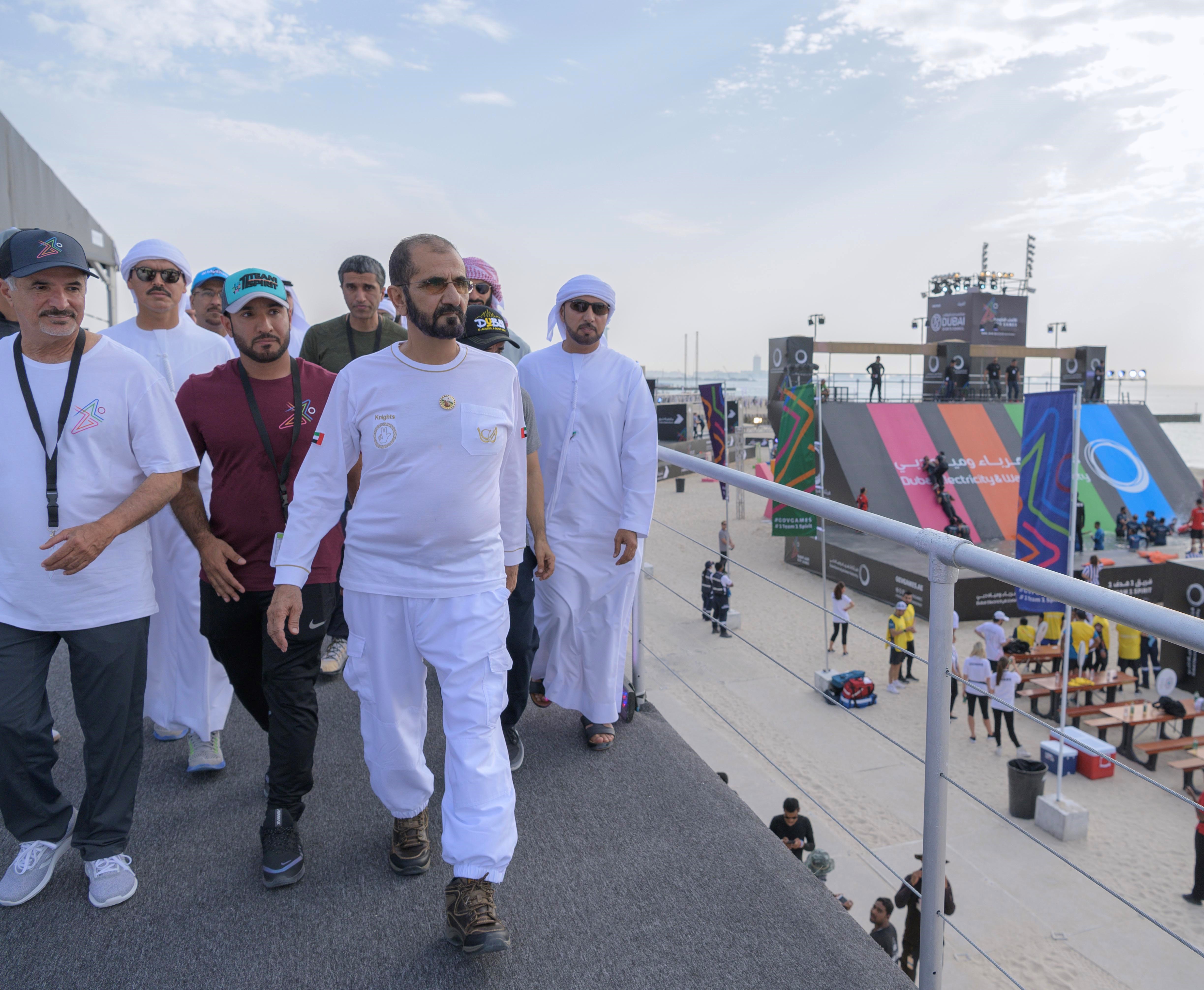 محمد بن راشد يشهد جانبا من منافسات الألعاب الحكومية