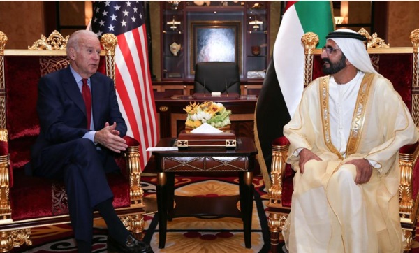 محمد بن راشد يشهد كلمة سيف بن زايد أمام القمة العالمية للحكومات