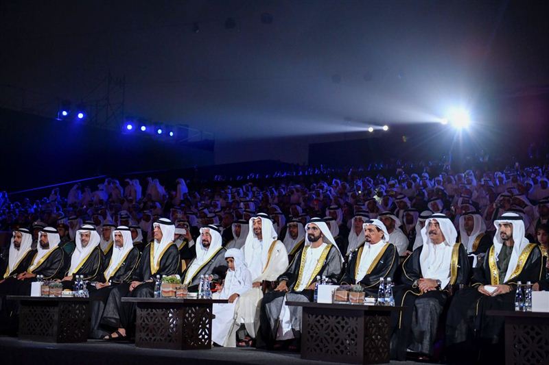 محمد بن راشد ومحمد بن زايد والحكام يشهدون الاحتفال الرسمي باليوم الوطني الـ46