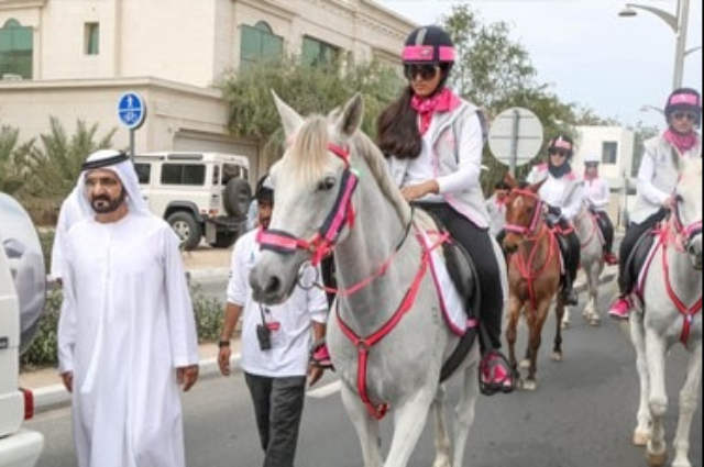 محمد بن راشد يستقبل لودريان ويتلقى دعوة لزيارة فرنسا