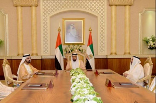 محمد بن راشد يستقبل وزير الخزانة الأمريكي 