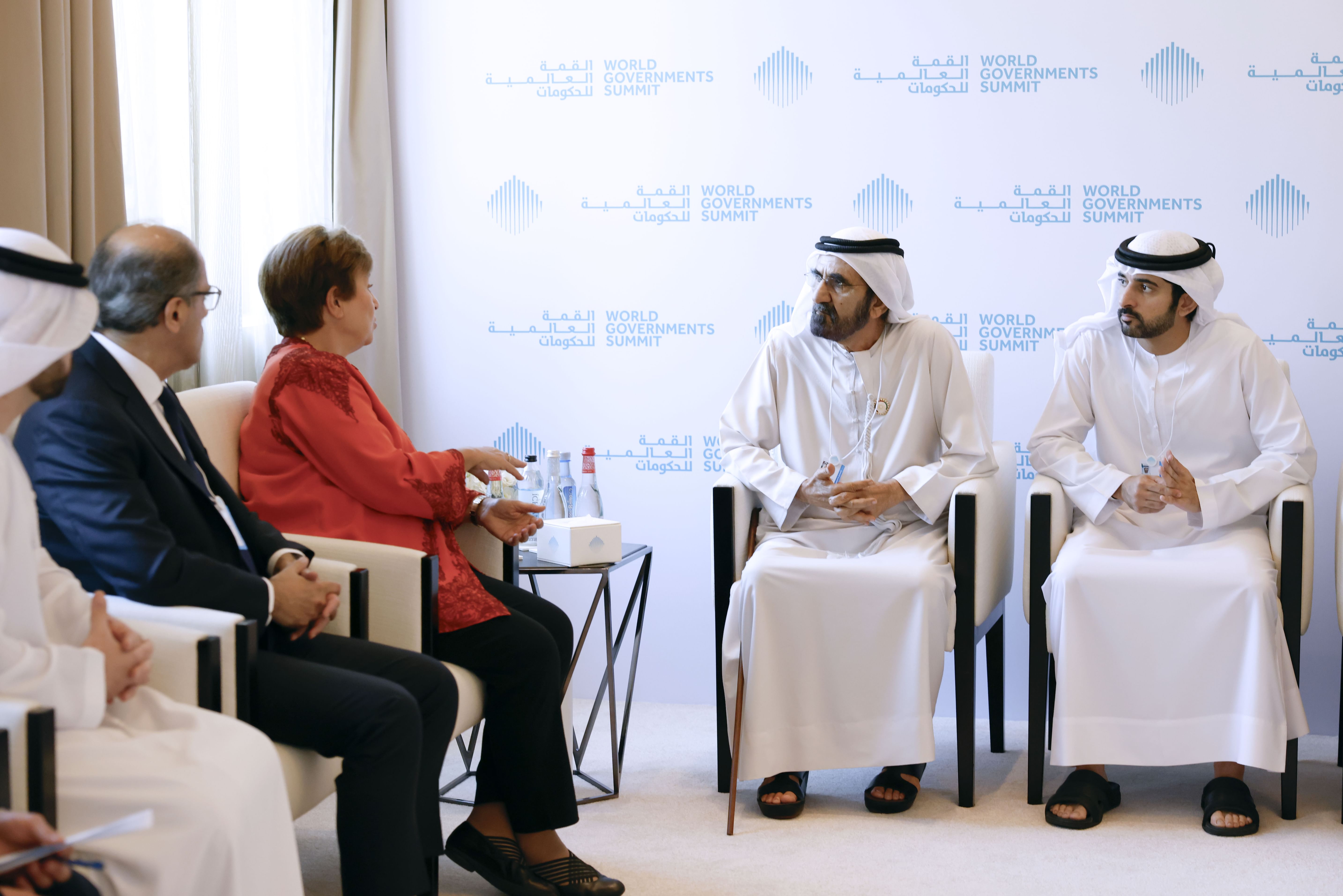 محمد بن راشد يبحث مع مديرة صندوق النقد الدولي التطورات الاقتصادية العالمية وتعزيز التعاون بين الإمارات والصندوق