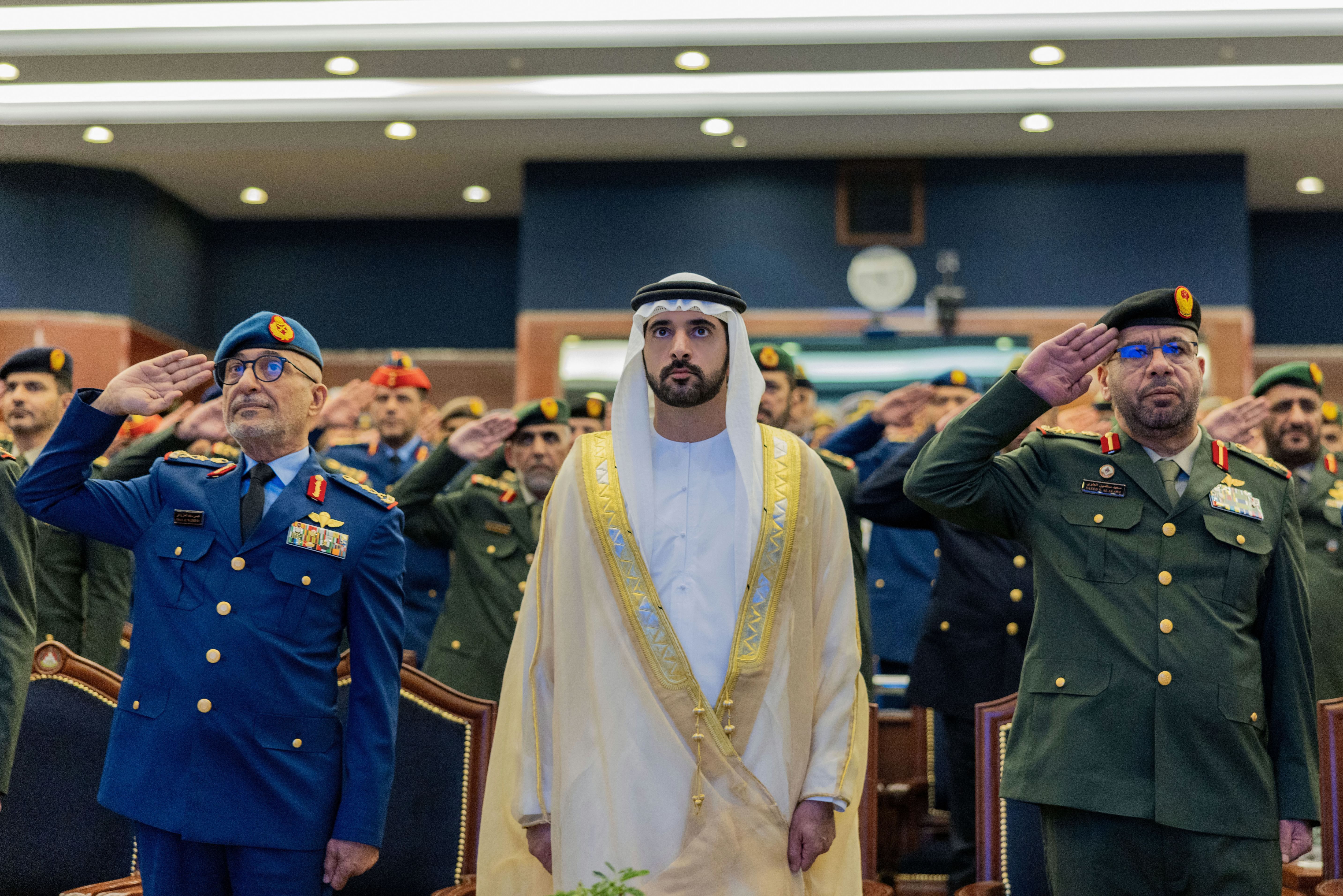 Hamdan bin Mohammed attends graduation ceremony of 34th Joint Command and Staff Course