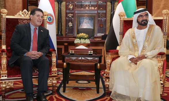 محمد بن راشد يستقبل رئيس البارغواي 