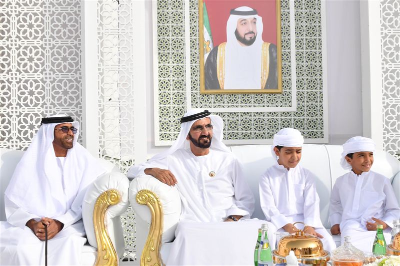محمد بن راشد يحضر أفراح قبيلتي الكتبي والفلاسي 