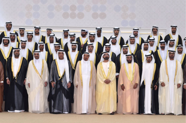 محمد بن راشد يشهد سباق الديربي الانجليزي