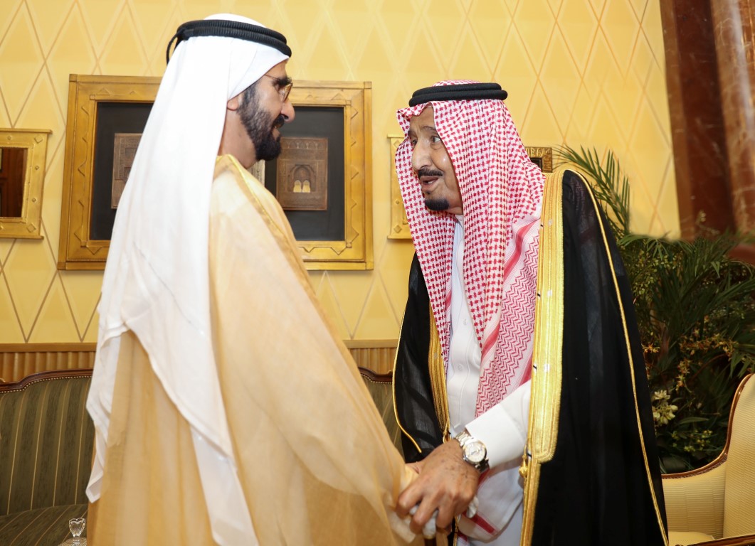 خادم الحرمين الشريفين يستقبل محمد بن راشد