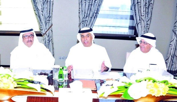 حمدان بن راشد يترأس اجتماع مجلس إدارة "هيئة المعاشات"