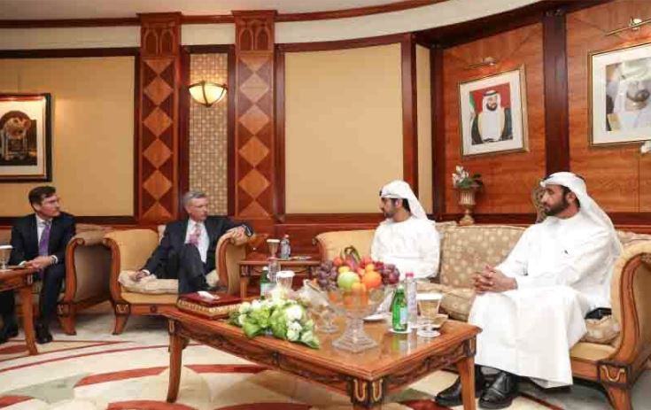 مكتوم بن محمد يلتقي الرئيس التنفيذي لشركة فيزا