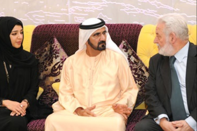 محمد بن راشد يشهد سباق "سوبر ثيرسداي"  