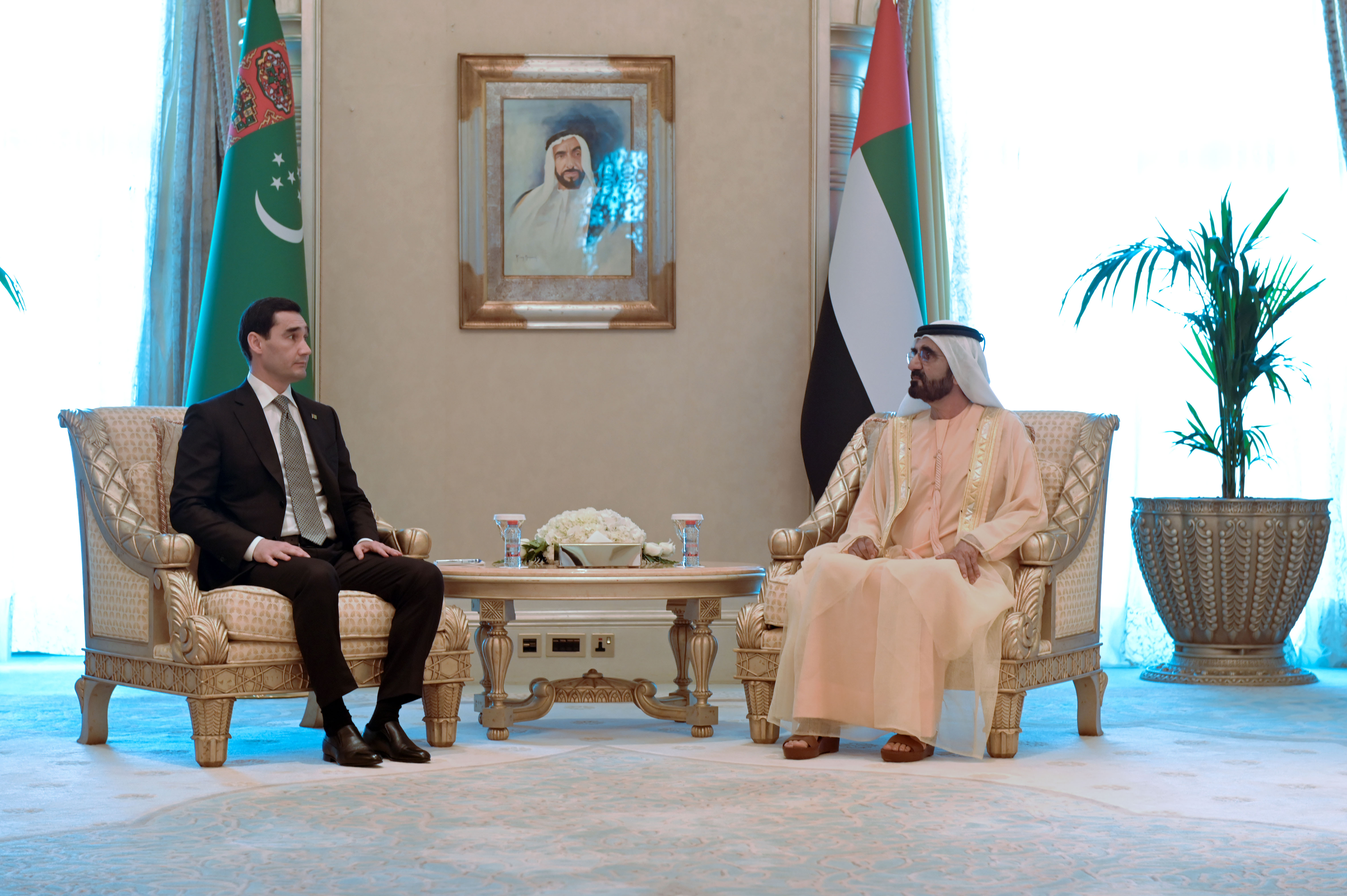 محمد بن راشد يستقبل رئيس تركمانستان 
