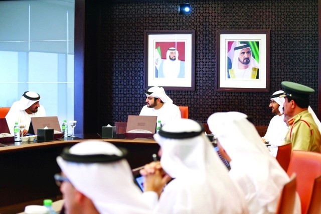 محمد بن راشد يستقبل امين عام مجلس التعاون لدول الخليج العربية