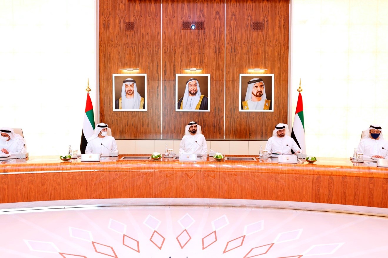 محمد بن راشد: مجلس الوزراء كان وسيبقى سنداً وعضيداً وفريقاً لرئيس الدولة في مهمته الوطنية الكبرى ترسيخ أسس الاتحاد وتمكين مؤسساته