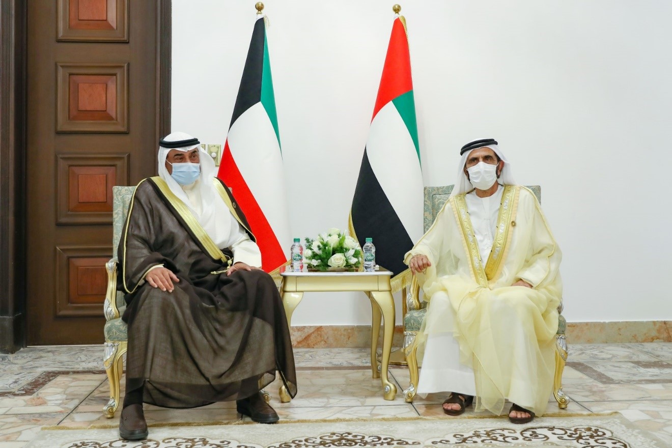 Mohammed bin Rashid meets with Kuwait's PM on sidelines of Baghdad Conference for Cooperation and Partnership