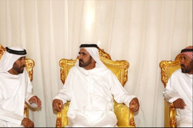محمد بن راشد يشهد سباق القدرة في سيح السلم