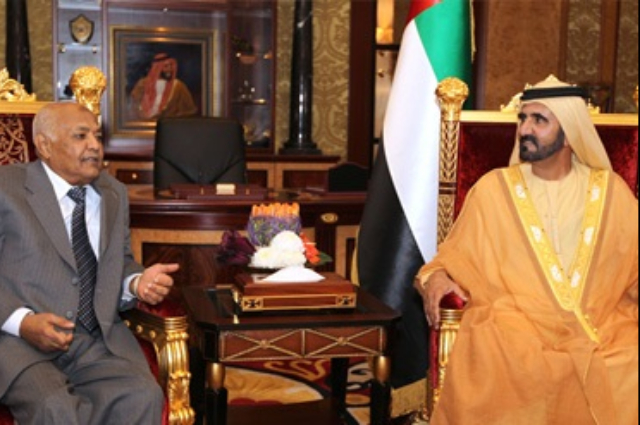 محمد بن راشد يكرم (43) شخصية إماراتية بمنحهم ميدالية أوائل الإمارات