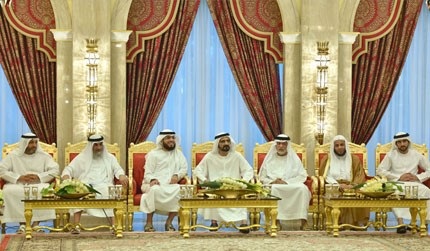 محمد بن راشد يستقبل الوزراء المشاركين فى أعمال معرض السفر العربي 