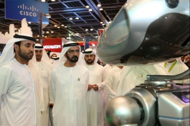 حمدان بن محمد يتوج الفائزين في المهرجان التراثي في المرموم 2015
