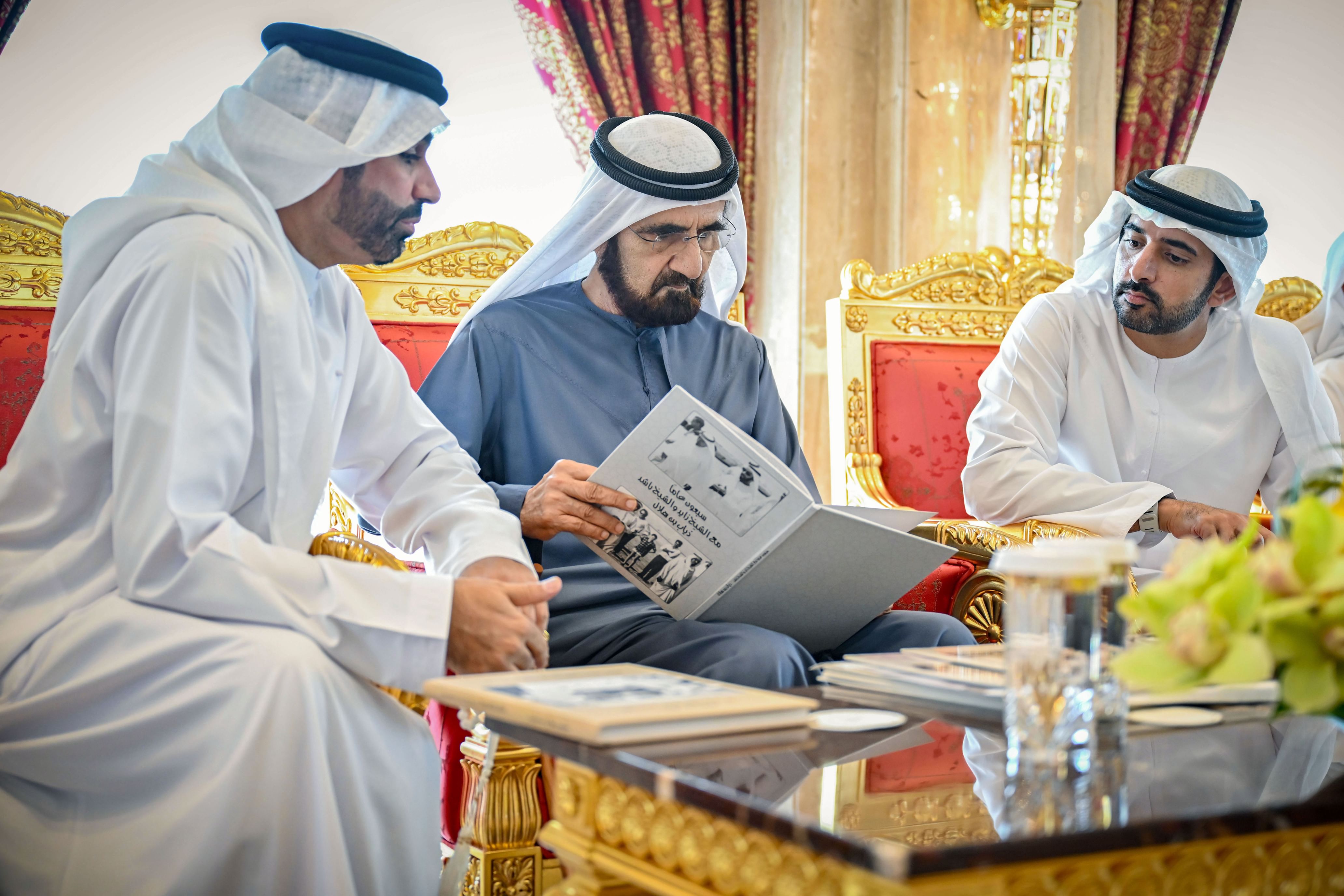 Mohammed bin Rashid meets with Group Chairman of HSBC Holdings, local dignitaries, businessmen, investors during his weekly Majlis