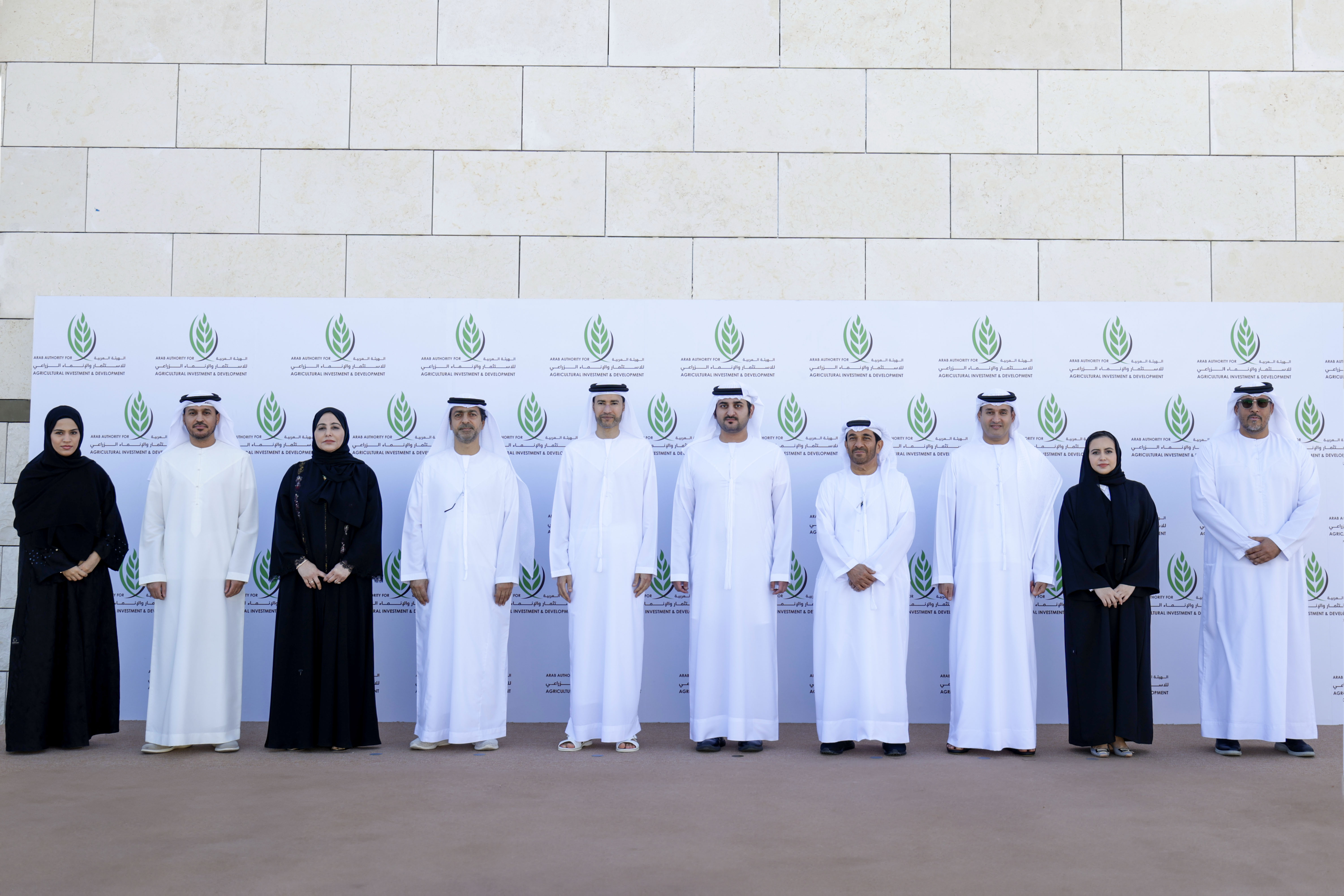 مكتوم بن محمد يفتتح المقر الإقليمي الجديد للهيئة العربية للاستثمار والإنماء الزراعي