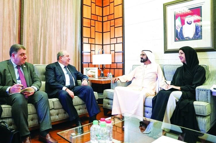 محمد بن راشد يستقبل الرئيس الأرميني 