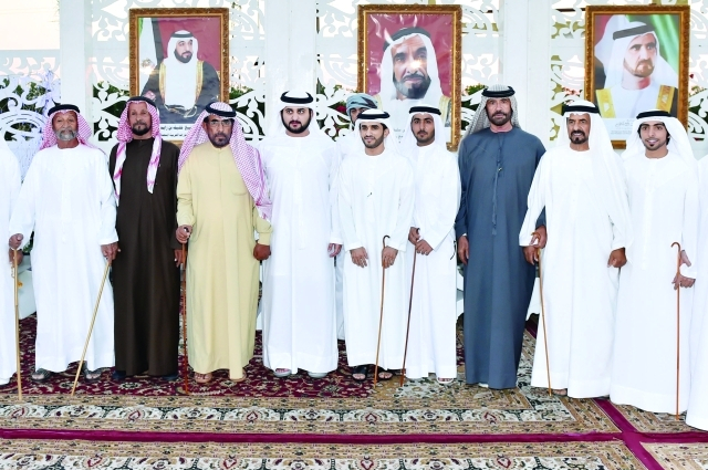 محمد بن راشد يترأس اجتماع مجلس الوزراء