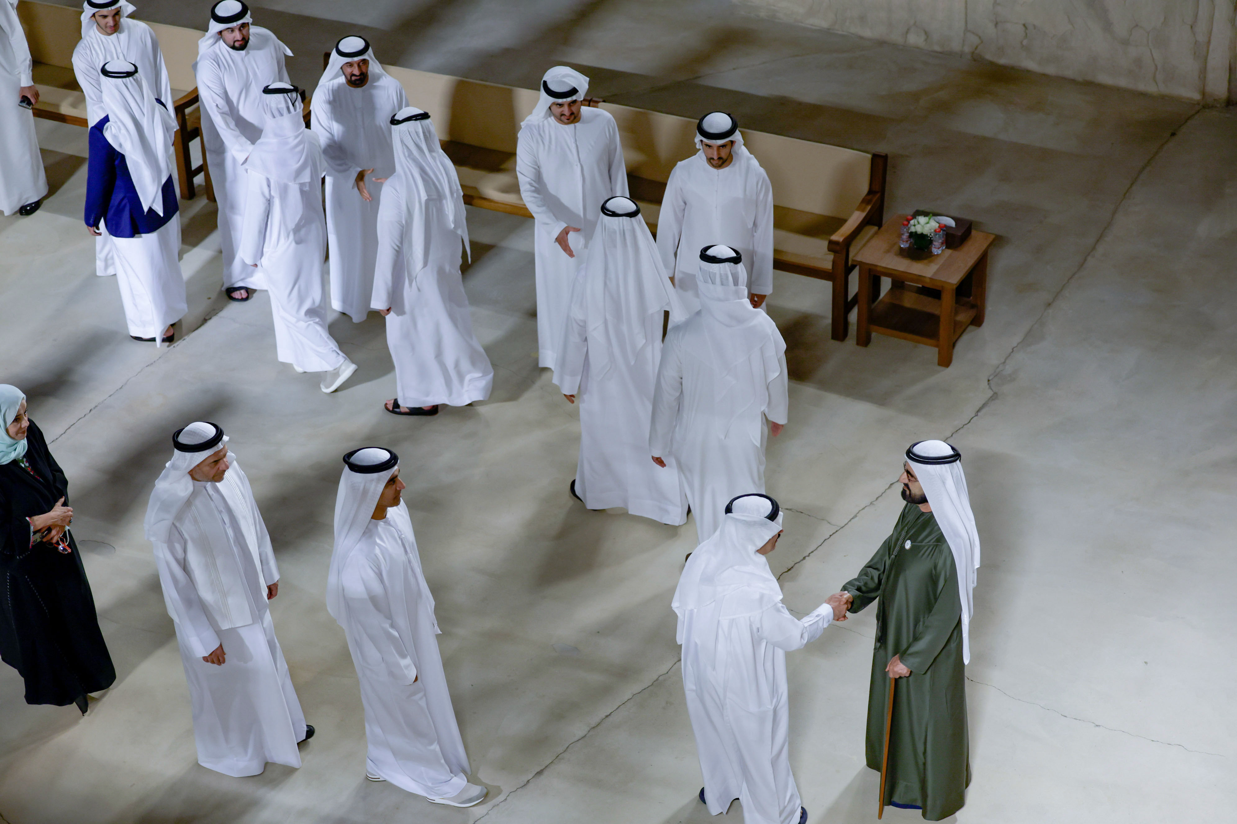 محمد بن راشد يستقبل الأعيان والمسؤولين ورجال الأعمال والمستثمرين والمهنئين بشهر رمضان