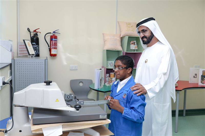محمد بن راشد يطلق السياسة الوطنية لتمكين "أصحاب الهمم"