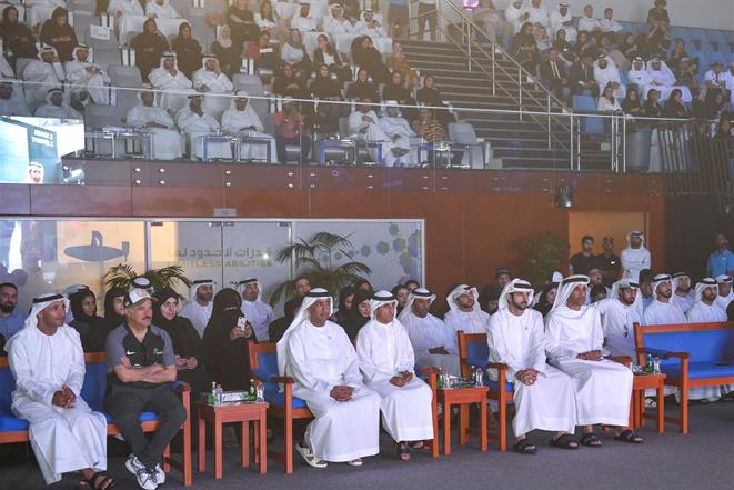 بحضور حمدان بن محمد اللجنة المنظمة للألعاب الحكومية تنظم لقاء تعريفي للفرق حول شروط المسابقة