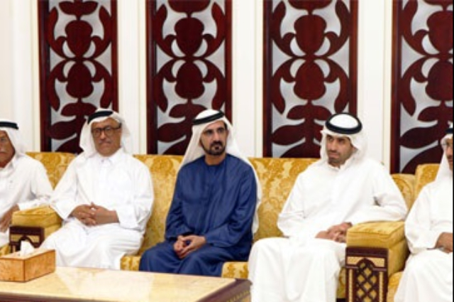 محمد بن راشد يستقبل المهنئين بعيد الأضحى 