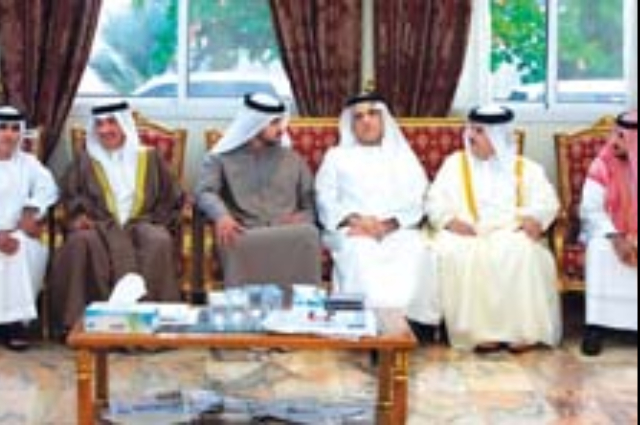 محمد بن راشد يعزّي في شهداء الوطن الثلاثة