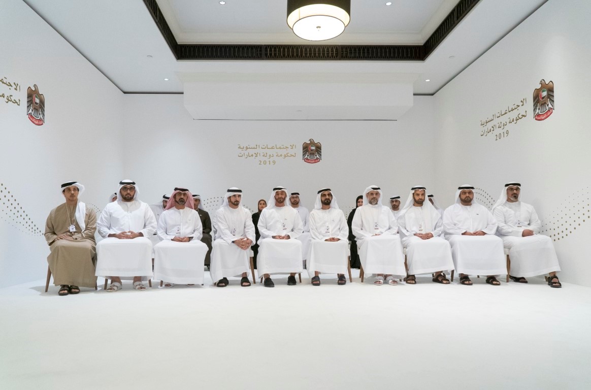 محمد بن راشد ومحمد بن زايد يترأسان اجتماع أولياء العهود 
